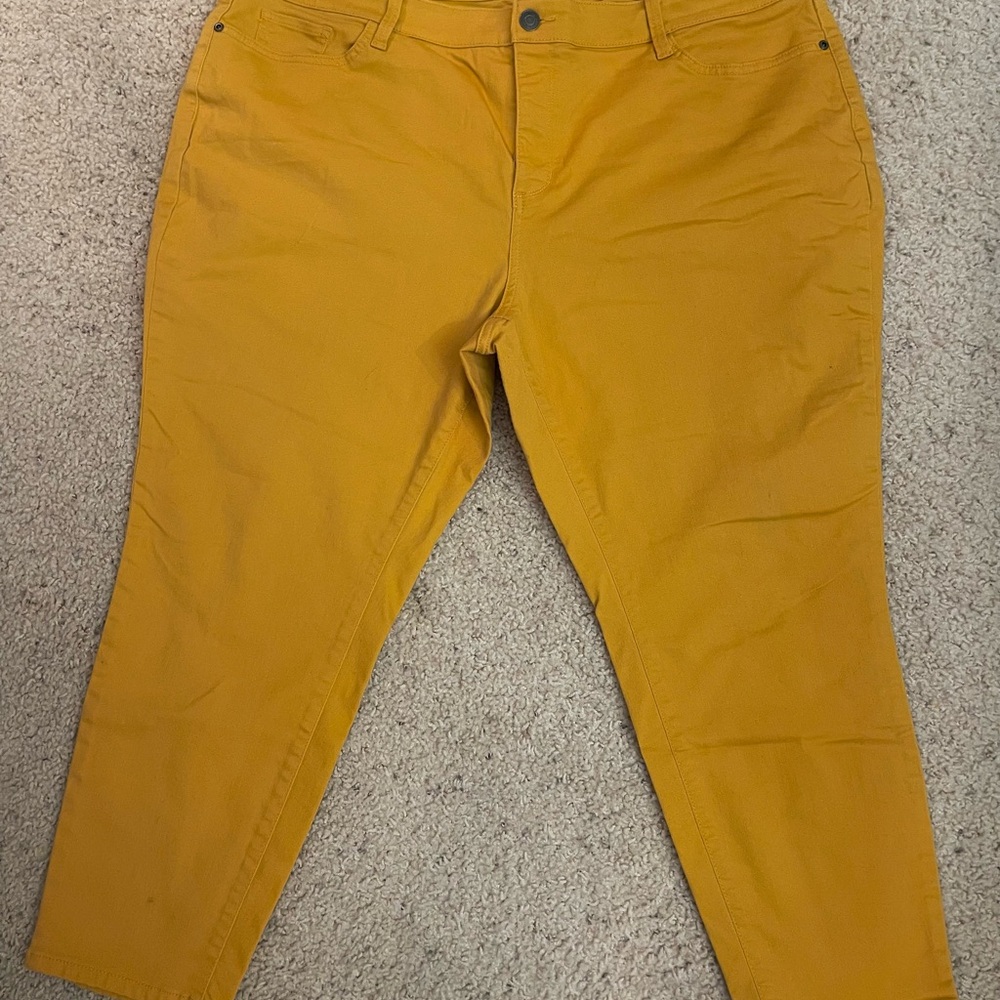 St. John's Bay Plus 24W Mustard Yellow Skinny Ankle Jeans Excellent Condition